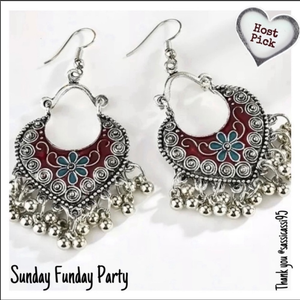 5🌟RATED🌟VERY COOL Beaded Boho Dangle Earrings - Picture 2 of 8